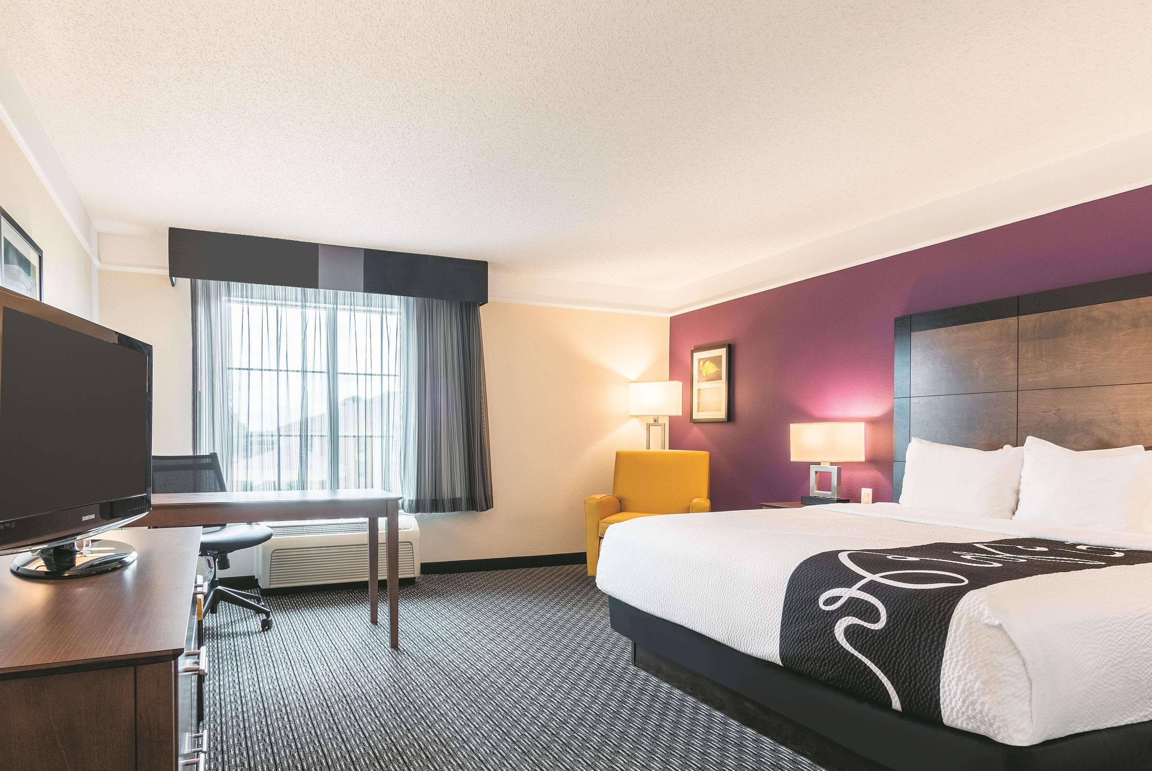 La Quinta By Wyndham Shreveport Airport Hotel Eksteriør billede
